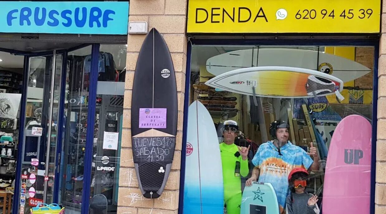 Fábula Fangoso Lidiar con Tienda de surf online y física en Barakaldo.
